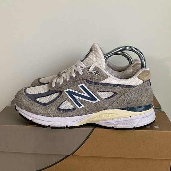 New Balance X Teddy Santis 990 v4 Made In USA Grey Suede - SZ 5.5 M- 7 W